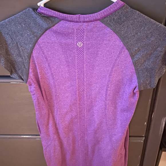 Lululemon - Picture 2 of 2